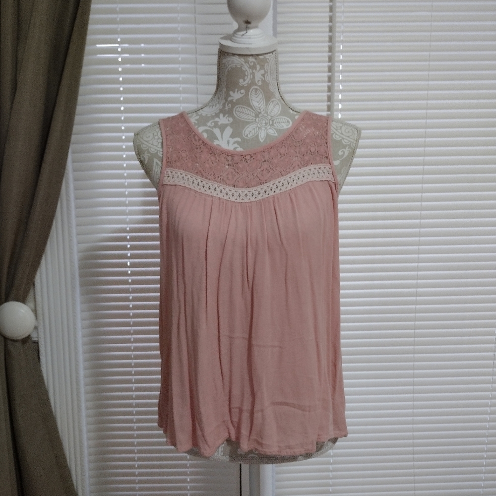 SOFT PINK FLOWY TUNIC